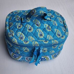 Vera Bradley Bermuda Blue Home & Away Round Lined Toiletries Cosmetic Travel Bag